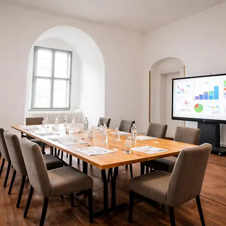 Burg - Kurfürstlich Flämisch Hotel